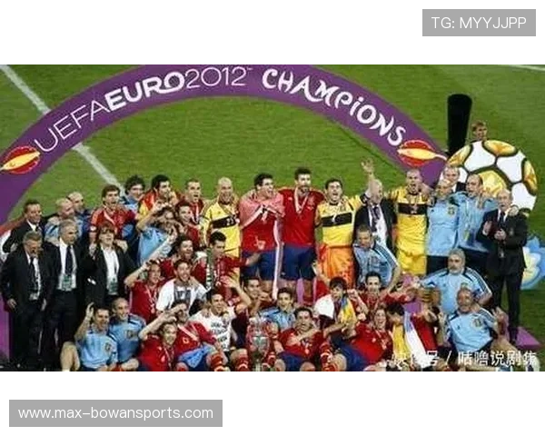 四冠王足球队的传奇球星们与他们的荣耀时刻